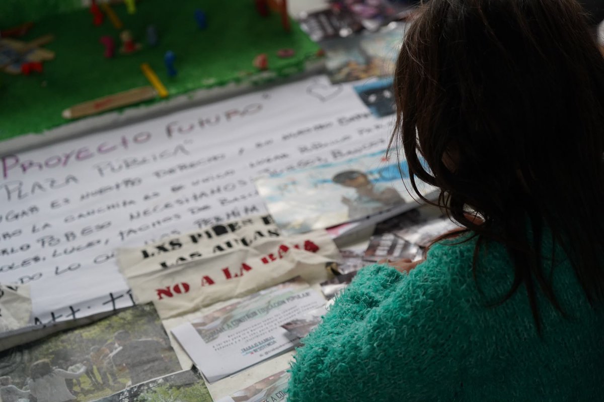 OrgNinezBA's tweet photo. 🌈 ¡Las Asambleas Municipales de Decisión Niñez se viven con todo! 
 
📍En La Plata, chicas y chicos estuvieron en La República de los Niños para votar y elegir los proyectos que pasarán a la siguiente etapa. https://t.co/p364a22aft