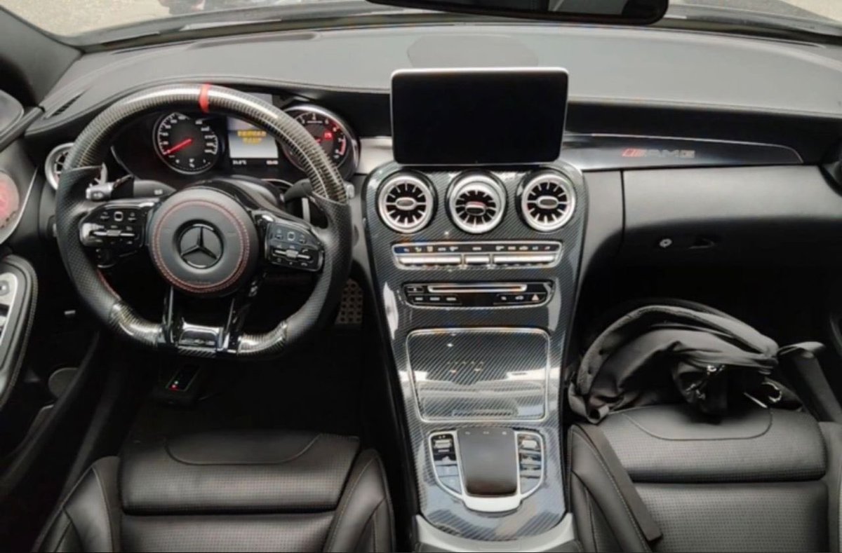 nolimitmiracle's tweet photo. 2017 Mercedes Benz C63s

🏷️33m naira 
million to your doorstep
Buying , shipping , custom duty 
No hidden charges https://t.co/LLnTaJsfKe