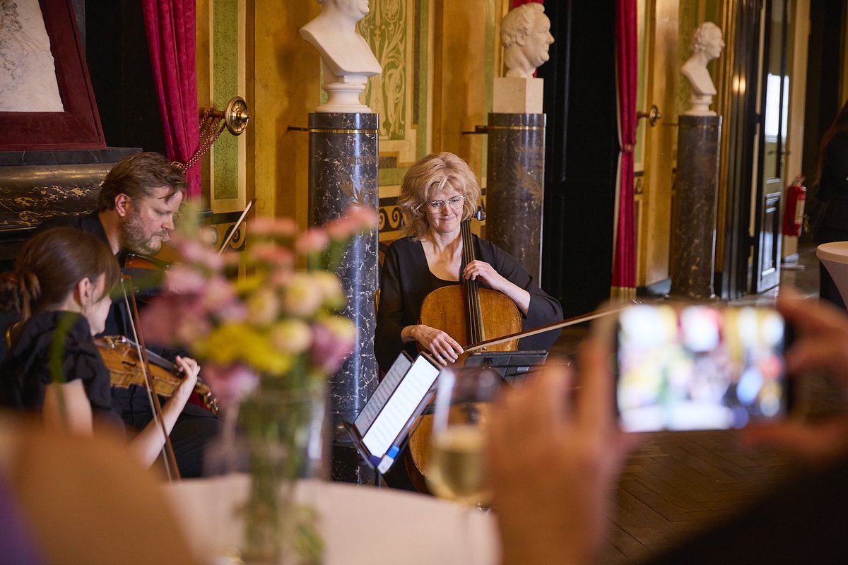 ACCinhouse's tweet photo. A stunning finale featuring a string trio, ballet, &amp; opera.  Copenhagen was the perfect setting for the ACC CLO Global Summit, 3 days of thought-provoking discussions, peer-to-peer learning, &amp; forward-looking strategies from some of the world's top CLOs. https://t.co/QMiiLYMD1E