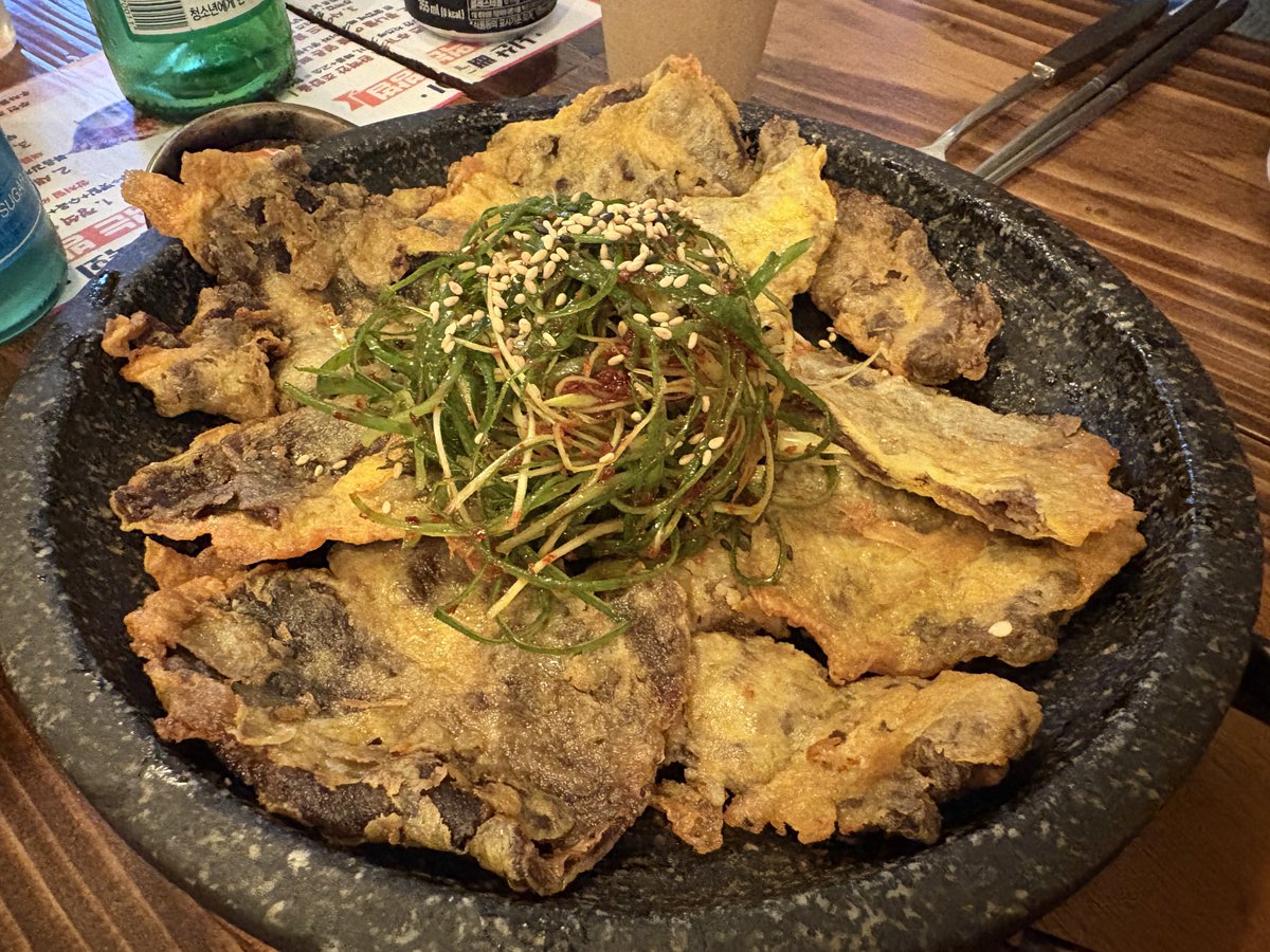 imjinsimgirl's tweet photo. 형째모임 몇번째지 아무튼 또 모였읍니다

형째없이 사는 건?
미친짓이다!

즐길 준비 되셨습니까?
악! https://t.co/Kg0DZ2nPWe