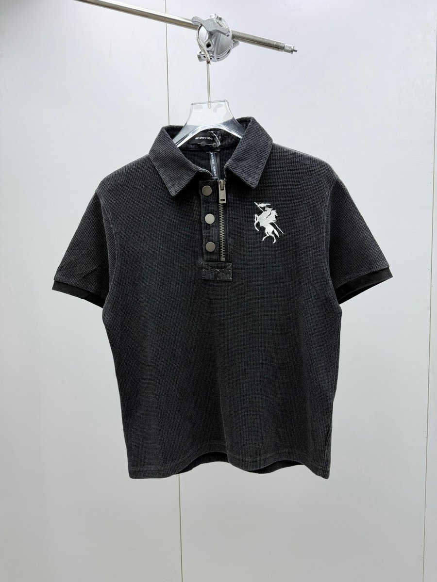 Dripcommunity00's tweet photo. ₦35,000 each https://t.co/2f0wYSgIBW