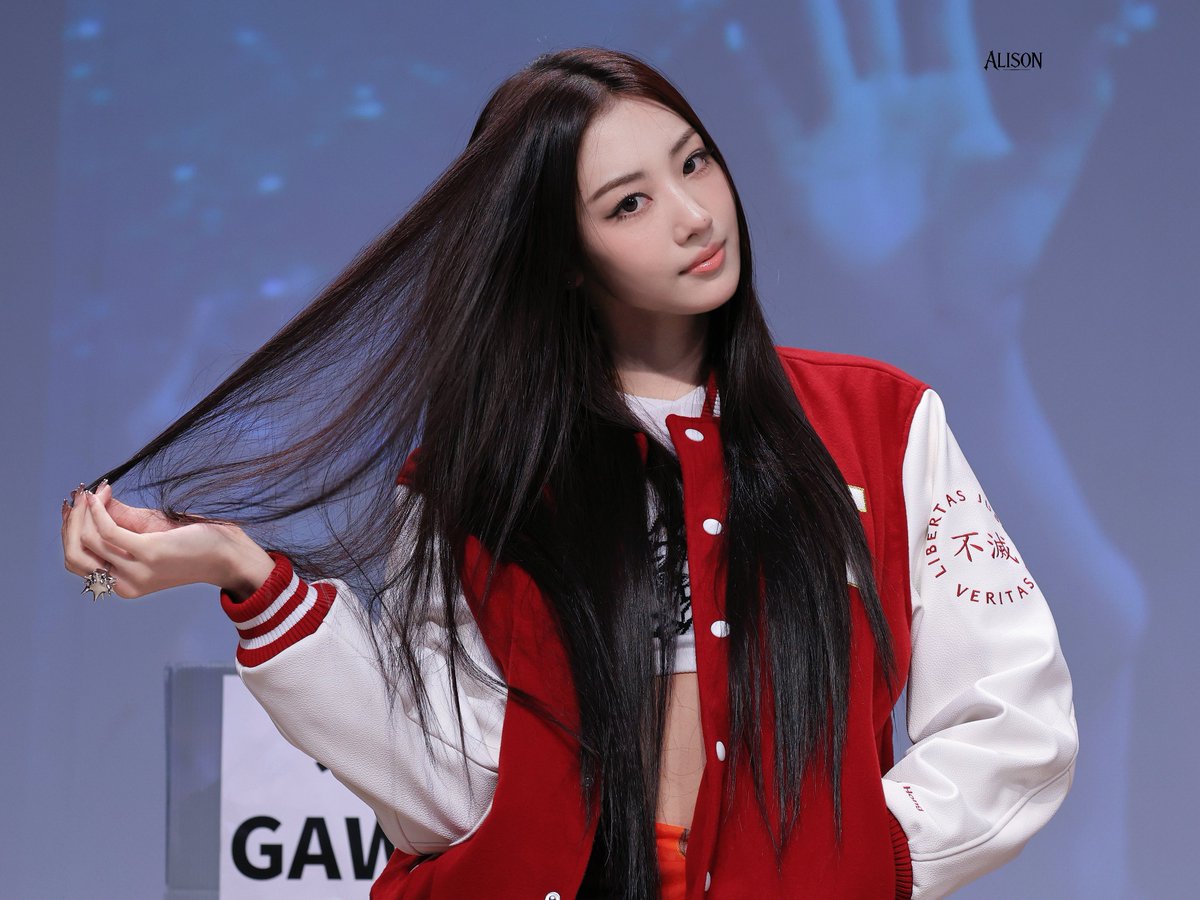 AlisonL724's tweet photo. 260605

#MEOVV #미야오 
#GAWON  #가원 https://t.co/KRI5uk96IM