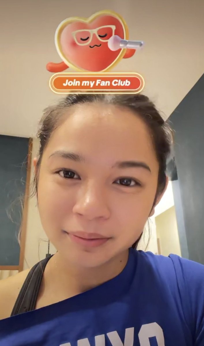 DEM1268's tweet photo. Ito nalang naabutan ko sa live mo sa tiktok dahil mahina ang signal ko. Para kang bata dito Kols super cute mo 😍🥰

#KoletteMadelo https://t.co/17NyKXVbDq