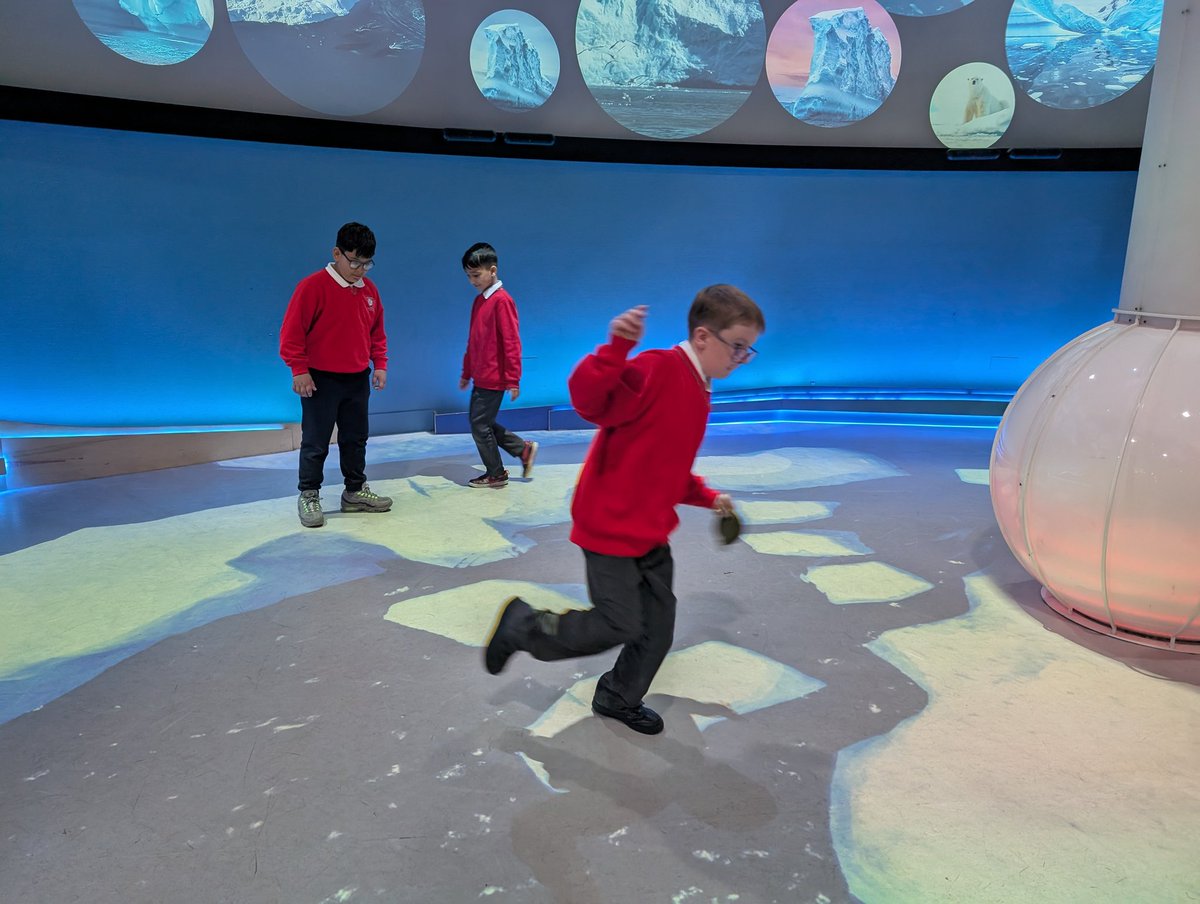 mrsrigbyspag's tweet photo. Year 5 have had an amazing time at the National Space Centre. We are now on our way back and should be back at school by 4.30. https://t.co/9vR7Eqzwm3