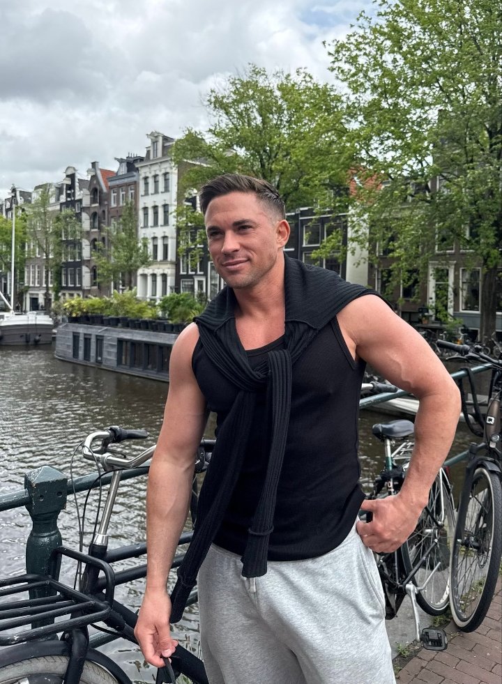 parfitt_will200's tweet photo. 🍆💋 https://t.co/YN8EVdU6Cq