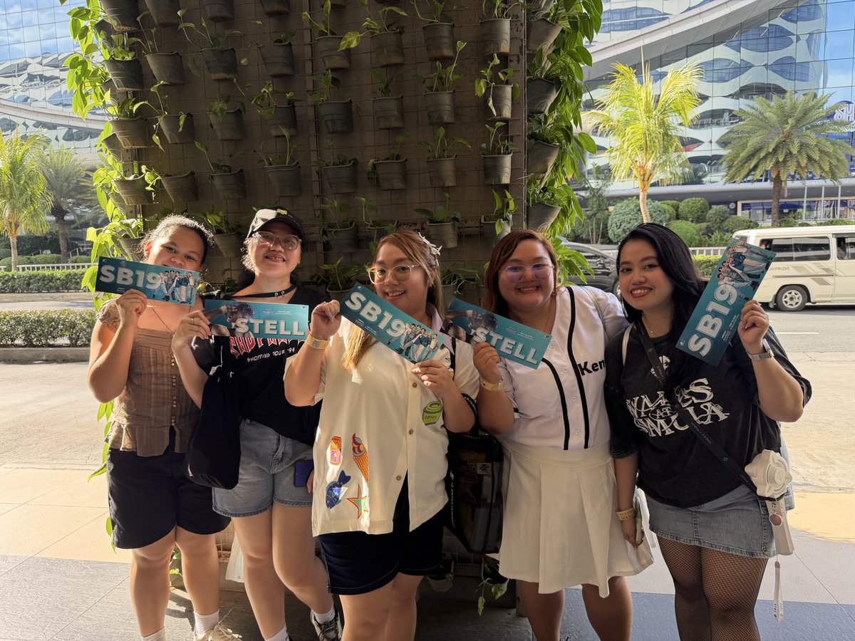 QSisberries's tweet photo. @SB19Official @stellajero_ Stell banners for Berries &amp; A’TIN

@SB19Official #SB19
#SB19atWatsonsPlaylist2026
@stellajero_ #SB19_STELL https://t.co/r9bKdHDALA