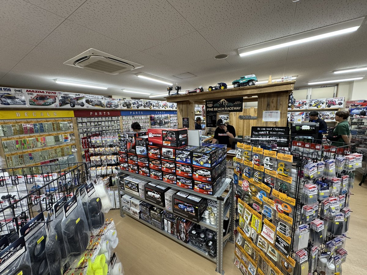 sudapyon's tweet photo. 夕方から松本のオールドタイマーズさんに。噂には聞いてましたが素晴らしく綺麗でオシャレなお店でした〜 https://t.co/ZRWtl2EPUi