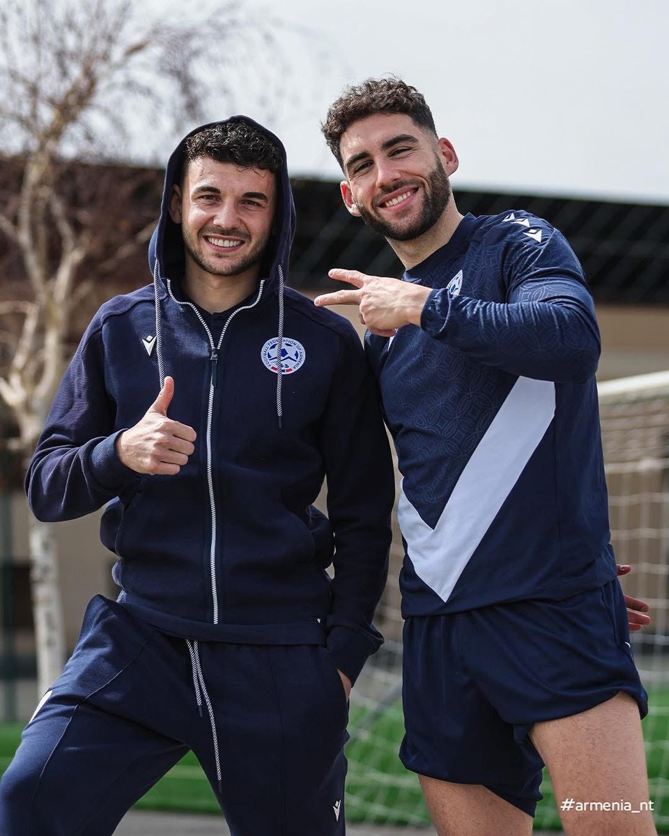 ArmenieFootball's tweet photo. 🇦🇲
Des scouts de Como 🇮🇹 et du RC Lens 🇫🇷 seront présents demain pour le match Arménie 🇦🇲 - Kazakhstan 🇰🇿 !

Les scouts des 2 clubs observeront Eduard Spertsyan et Nair Tiknizyan !

(MS Inside)

#Spertsyan #Tiknizyan https://t.co/MNPqzGLXK6