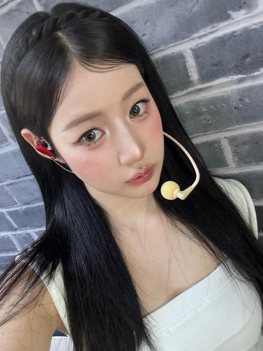 첫방 보러가기🫧🤍 #FIFTYFIFTY #피프티피프티 #YEWON #예원