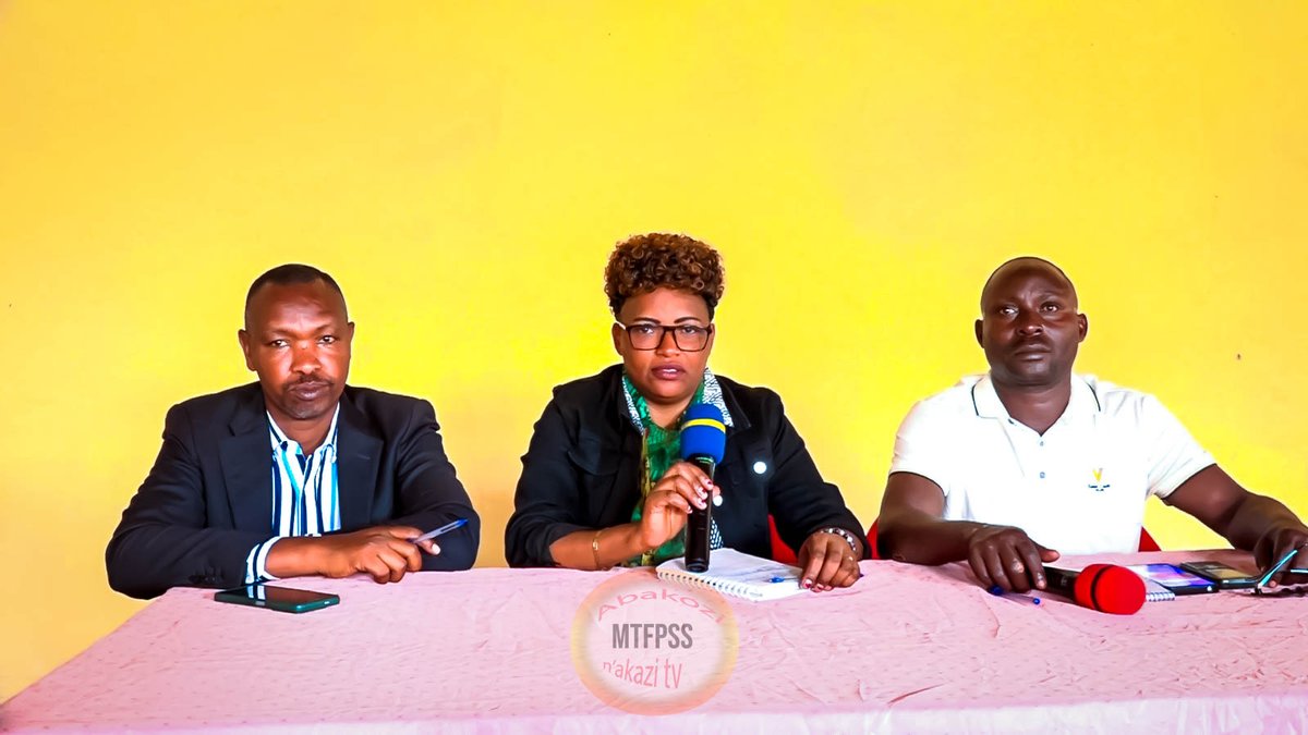MinTFPSS_bdi's tweet photo. Le @MinTFPSS_bdi, à travers l’OBEM,avec l’appui financier et technique du @FIDA via son programme #PRODER, a organisé, du 4-5/06/2026, ds les communes de Ruyigi et Rutana, des séances d’échange avec les parties prenantes sr l’entrepreneuriat, les enjeux de la promoti° de l’emploi https://t.co/K81y4jgkft