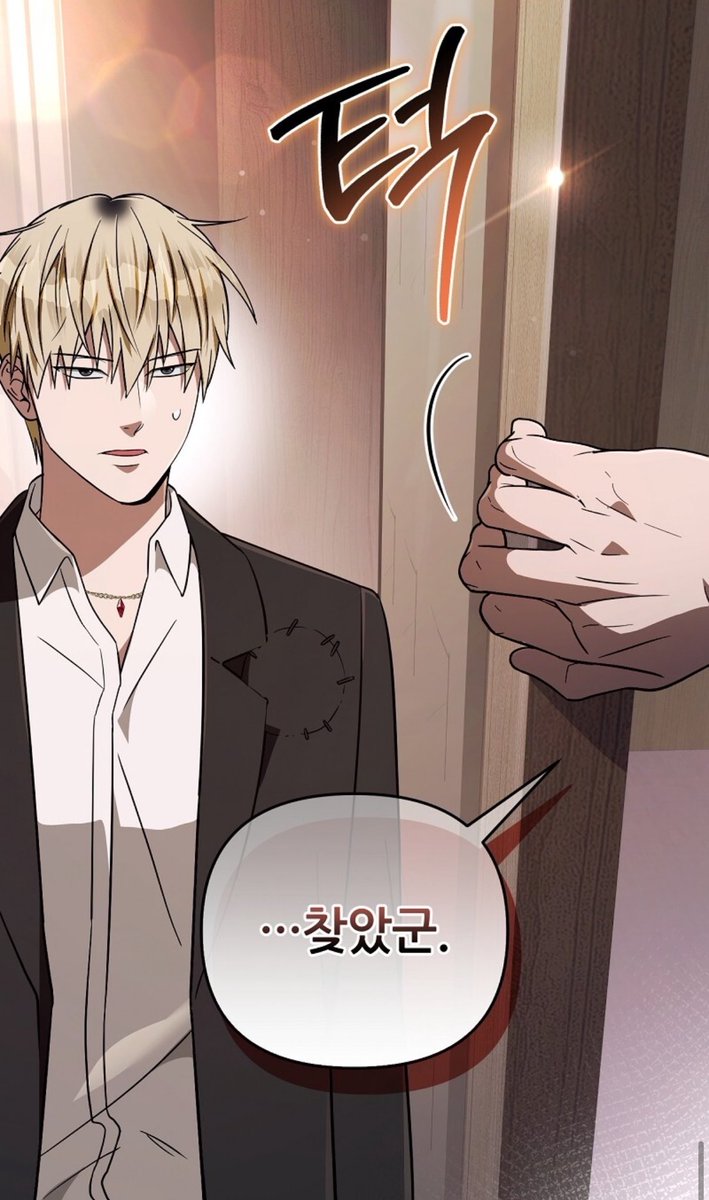 trashed_by's tweet photo. 사실 난 여기부터 정신을 잃엇는데 아니원근법이라해도손이김기려머리통만하잖아! 기려머리 그립감이 장난아닐듯 https://t.co/G8JpSAYIhb