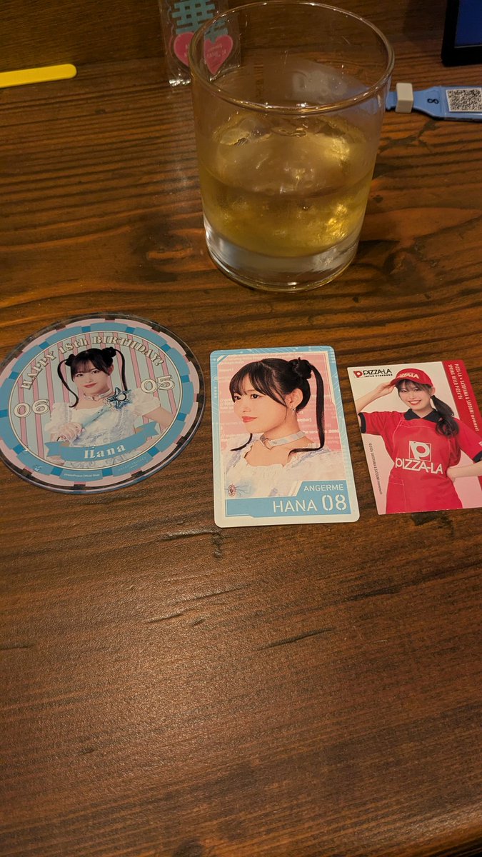 azuma333's tweet photo. 久々にイベント帰りにお邪魔しました、はなな誕生日おめでとう🎉
#Hello_cafe https://t.co/xj6kDcZf6S