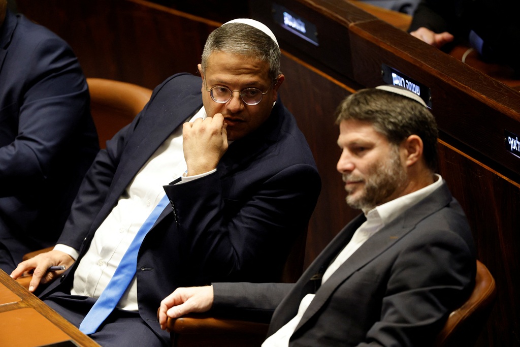 AJEnglish's tweet photo. Ireland has banned far-right Israeli National Security Minister Itamar Ben-Gvir and Finance Minister Bezalel Smotrich from entering the country.

🔴 LIVE updates: https://t.co/n90Javqf2o https://t.co/RioLfyethT