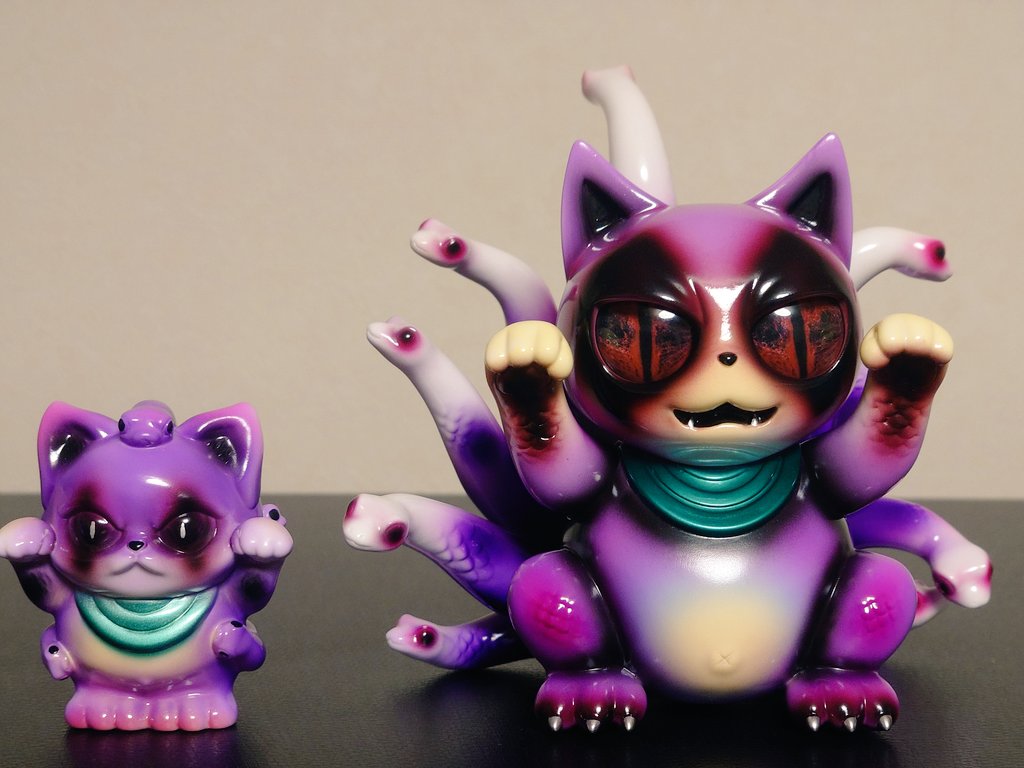 BOKU6ROCK's tweet photo. 墓場の画廊よりMEOWWWTHRA親子ニャスラ
とにかくこの猫目が良いです！ https://t.co/rXG95pZOsS