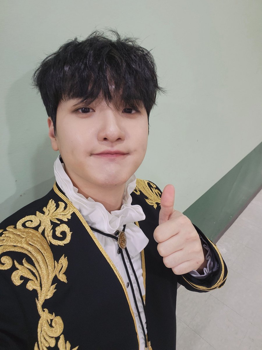 on3lightz's tweet photo. 광일님 입덕했어요 ♡ … https://t.co/7g8kHZj7bO