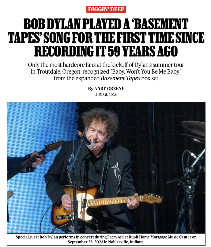RollingStone's tweet photo. Bob Dylan kicked off his 2026 summer tour Thursday night in Troutdale, Oregon, and he stunned his most hardcore followers near the end of the night. 

Listen: https://t.co/Htuw7qcDdu https://t.co/SBJJSakE9q