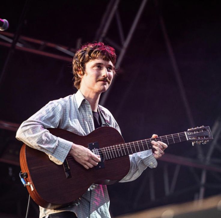 mariaroad_'s tweet photo. No puedo creer estar informando esto:
Isaac Wood, ex cantante de Black Country, New Road y quien abandonó subitamente la banda en 2022 con el lanzamiento de Ants From Up There vuelve a los escenarios

Acompaña a Phoebe Bridgers en su tour

(El nombre en el flyer está mal) https://t.co/bTpVJEFRlf