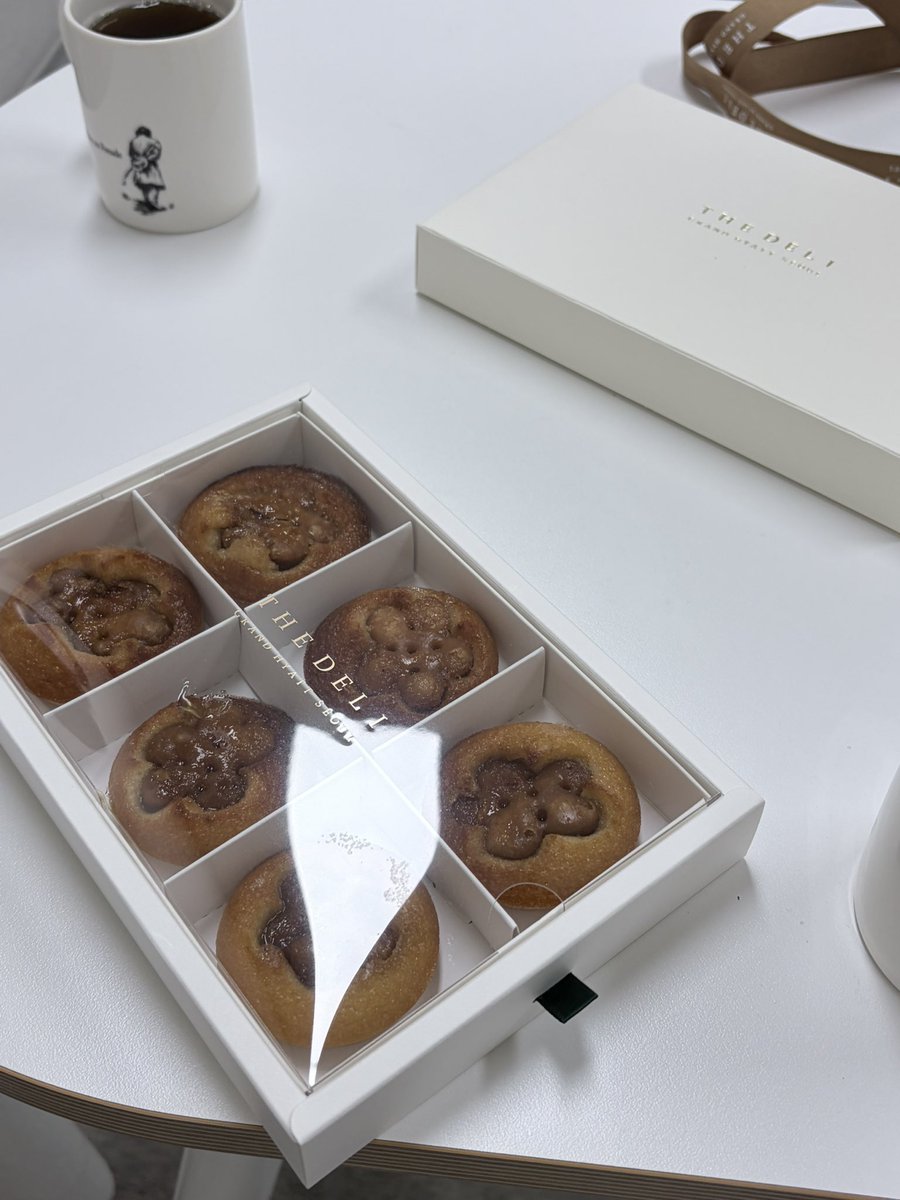 jinnnlog's tweet photo. 제일 애정하는 교수님과 놀고 왔어요 ..🫶🏻 https://t.co/5ICmE5xAJj