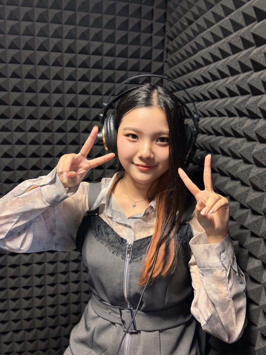 hppRecords's tweet photo. 📻✨ラジオ出演ありがとうございました✨📻

FMふくやま「ようこの Be Myself」をお聴きいただいた皆さま、ありがとうございました！

パーソナリティの皆さまにも温かく迎えていただき、とても楽しい時間を過ごさせていただきました😊

そして、番組内でもお話しさせていただいた「昭和平成名曲チャリティーコンサート」
に住田愛子出演いたします🎤✨

6/27、福山で皆さまにお会いできるのを楽しみにしております！

チケットはこちら👇
https://t.co/gHY3wZcJL2