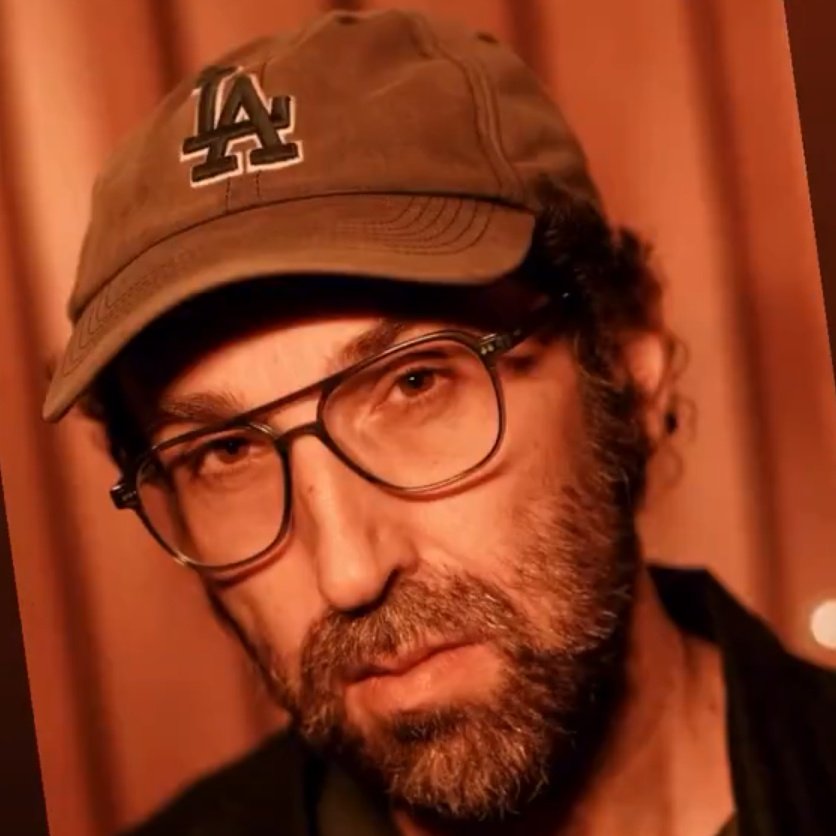 Musique2_'s tweet photo. am i crazy or does thomas have a new mole on his nose i've never seen this on his face before https://t.co/uwJe0AYkeu
