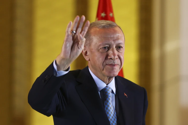 etkilihaberyeni's tweet photo. Erdoğan:

"İslam ekonomisini ne kadar sahiplenirsek hedeflerimize o kadar çabuk ulaşırız." https://t.co/Loxr9iQoec