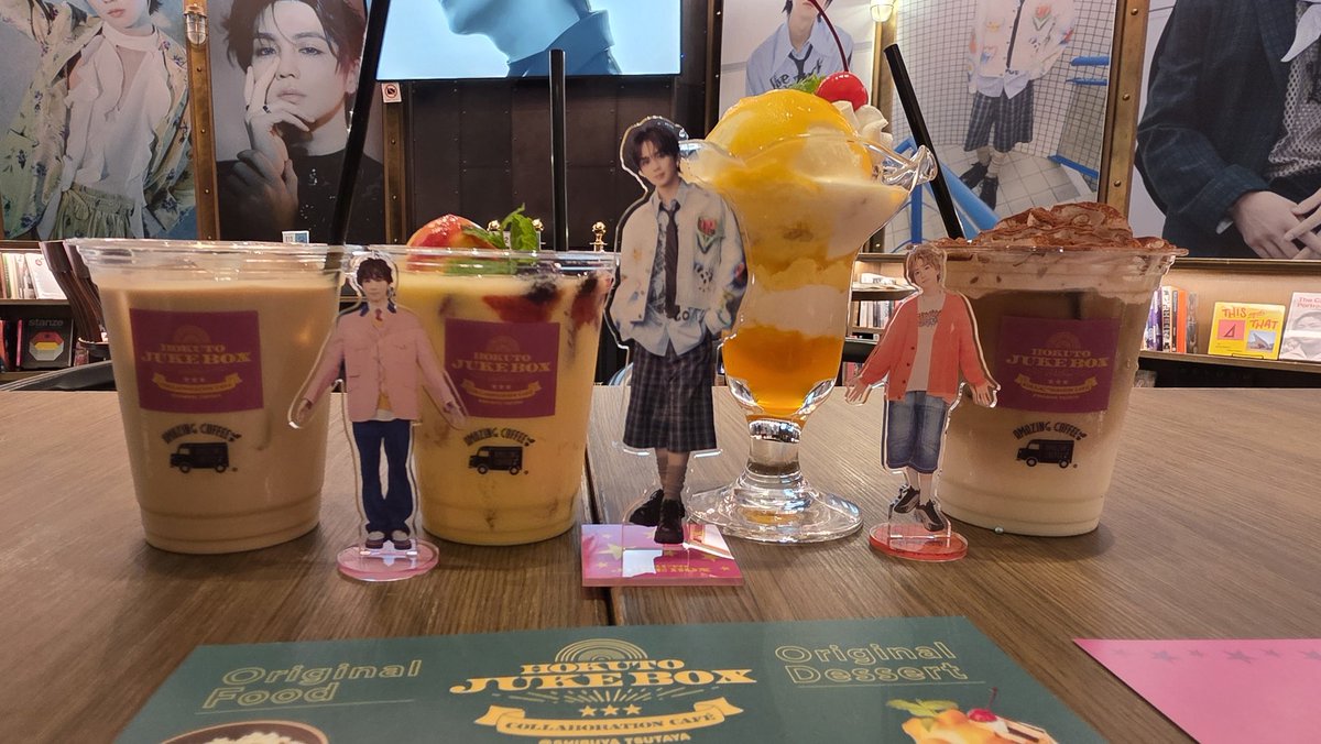 rmkk_rie's tweet photo. 昨日はお友達とCDショップ巡りから北ちゃんのコラボカフェへ☕
北ちゃんがたくさんの可愛くてカッコ良い素敵な空間が最高でした✨
最後にサプライズまで🐷💕
@HOKUTOBOO36 https://t.co/ls8WTnZ2hd