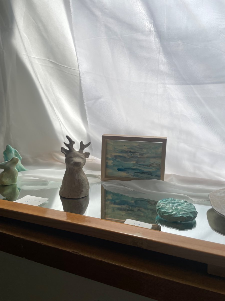 miwa_doi's tweet photo. 二人展「やがて」お越しいただきありがとうございました。

初めてのライブペイントもとても楽しく、ご一緒いただいた文絵さんやお客さんたちのいるその時の空間だったからできたんだなぁと感じました。

またいつかできたら嬉しいなと思っています。

今後も緩やかに見守っていただけますと幸いです🌿 https://t.co/lwOIvLG76j