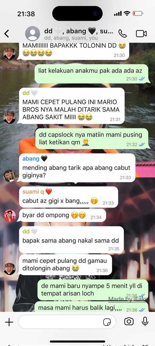 greatestsinr's tweet photo. #tingmeen au ft. keonho &amp; tara

huru hara ditinggal mami arisan https://t.co/vkcEmfk8Rh