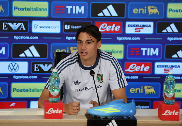 NazionaleNews's tweet photo. 🗣️ Niccolò Pisilli en conférence de presse: « J'espère qu'il y aura de plus en plus de place pour les jeunes Italiens, car beaucoup d'entre nous ont prouvé tout au long de l'année, y compris avec nos clubs, que nous sommes d'excellents footballeurs. » https://t.co/nnpSdBv06f