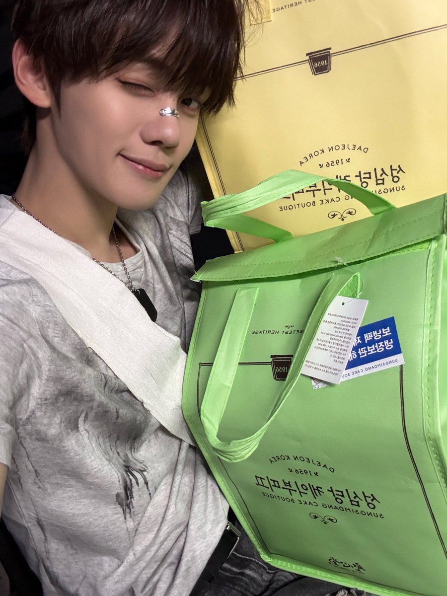 쏟아 tweet media