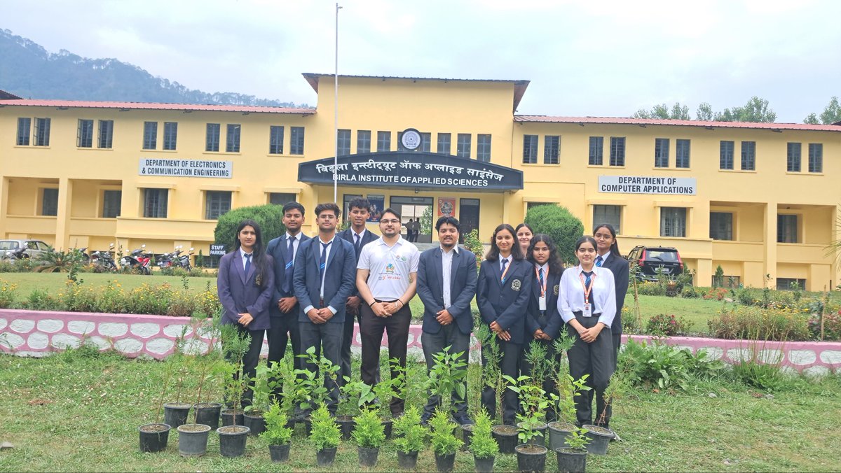 ActivityBias123's tweet photo. 🌱Students in action for a greener tomorrow!💚

On World Environment Day, our students enthusiastically participated in the Plantation Drive, demonstrating their commitment to environmental sustainability and a greener future.

Together, we grow. Together, we green.☘️

#World https://t.co/ZBzUuf7XOl