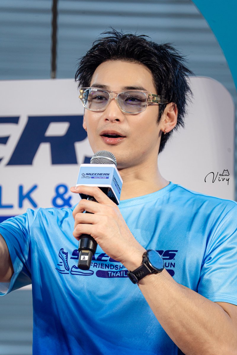 vivy_moon's tweet photo. หนูน้อยจำไม 😁
#SkechersFriendshipWalkandRun2026 
#SkechersxAPO #ApoNattawin https://t.co/YfFtqCpQMo