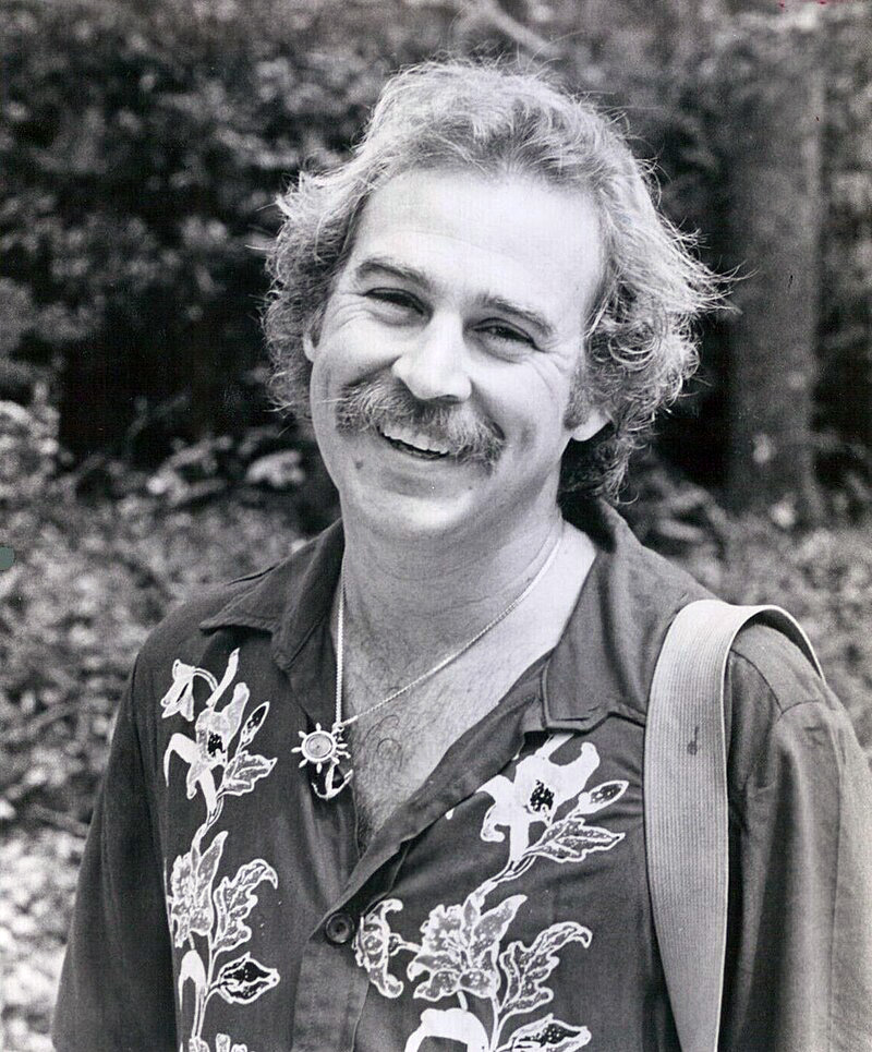 SpinItPod's tweet photo. .@jimmybuffett is making Landfall! We’re wasting away again with Changes In Latitudes, Changes In Attitudes, featuring Margaritaville! We talk Buffett’s billion-dollar empire &amp; Parrotheads, while The Mixtaper cruises in with reptile attacks, sea cows, and more! https://t.co/qbUGpfEIg6