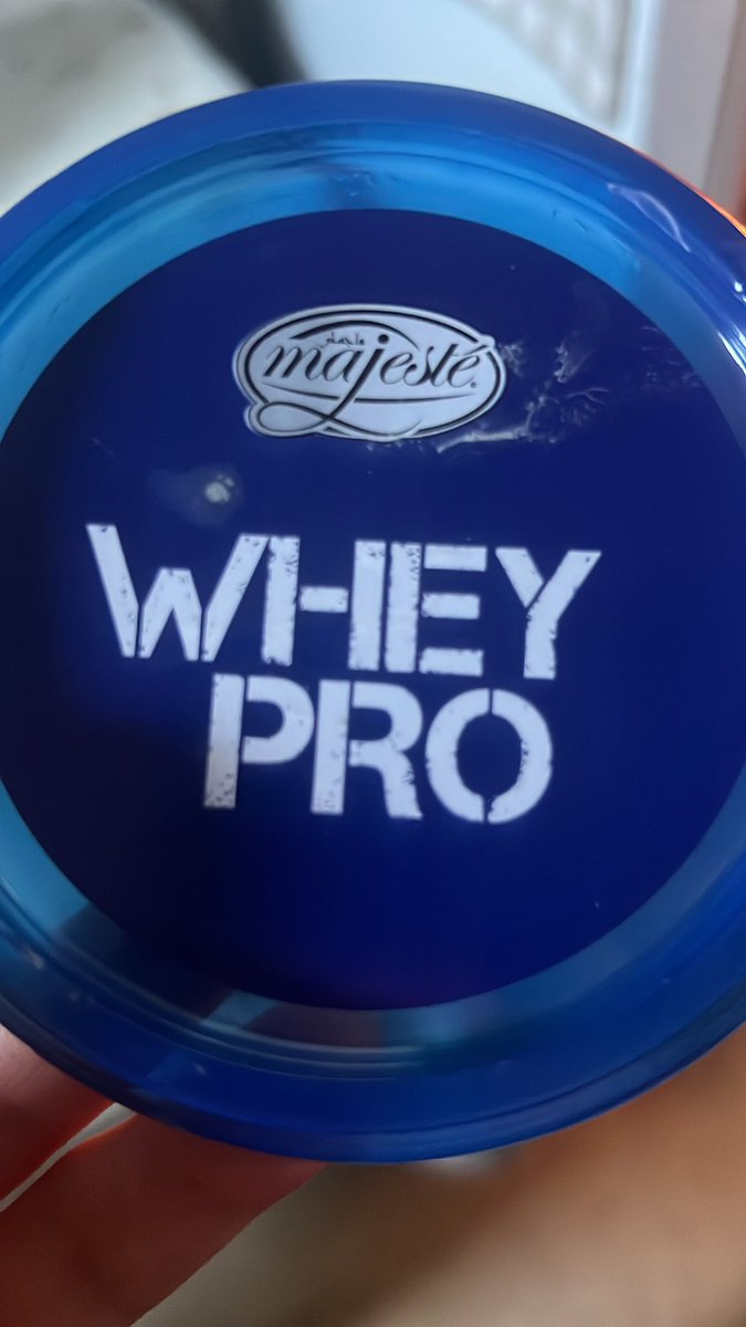 grumpyalien_'s tweet photo. Worst brand ever. Taste like spoilt milk. https://t.co/2cIPb2yeqy