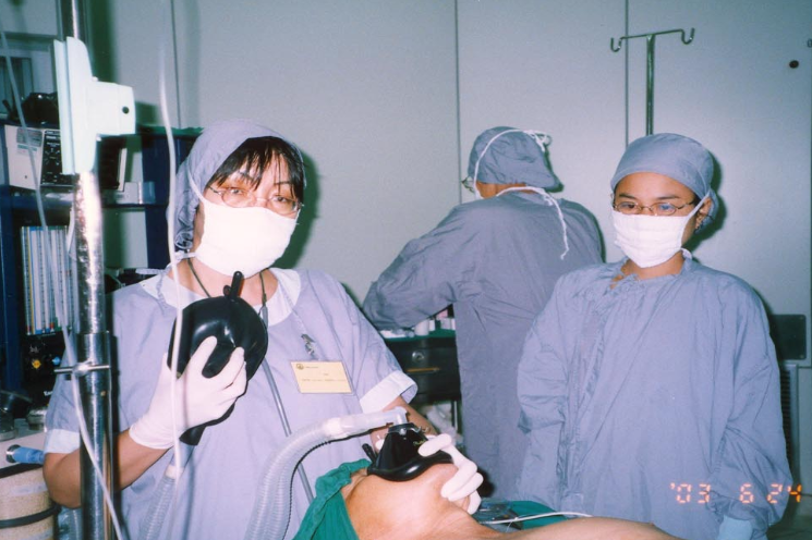 wfsaorg's tweet photo. From outdated equipment and limited training opportunities to a thriving transplant programme performing 13,000+ anaesthesia cases annually.

As WFSA marks 30 years of Fellowships, Dr Bayalagmaa Khuvtsagaan reflects on how a WFSA-supported fellowship in Thailand helped strengthen anaesthesia training and practice in Mongolia.
🔗Read her story: https://t.co/pfwsbFJhWG