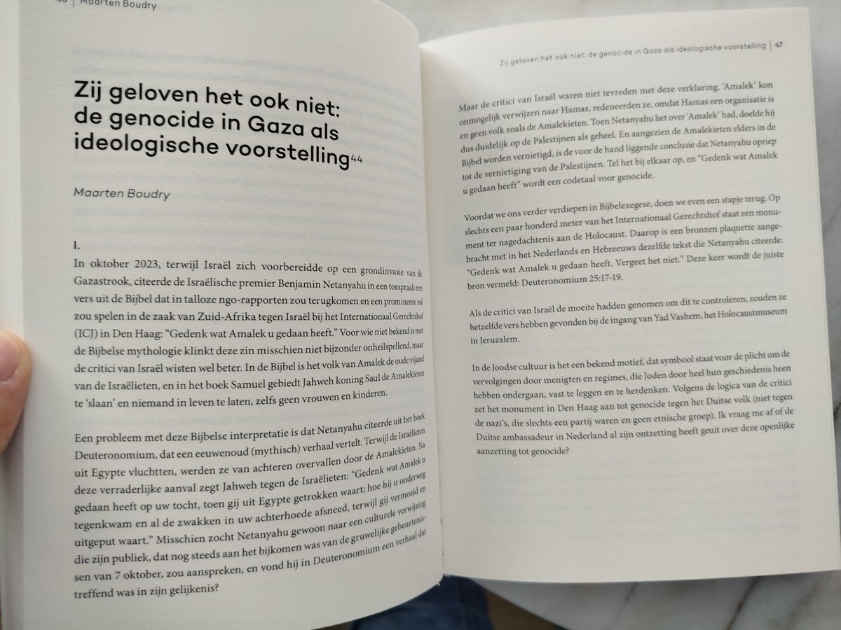 mboudry's tweet photo. Every single newspaper in Belgium and the Netherlands declined to publish a translation of my essay on the "Gaza genocide" (or just ignored the proposal). God forbid that anyone would read a debunk of this obscene accusation! Didn't the rector of @UGent herself say that denying the Gaza genocide is a "red line that should not be crossed"? 

A Dutch translation has now finally appeared in this collection about antisemitism, published by a small and rather obscure press I had never even heard of. Curious about the other chapters!

Meanwhile, the major French magazine @LePoint published a French translation right away, which shows that the Dutch-language (liberal) media are even worse than the American or French.

English original: https://t.co/ya6QekhNf4
