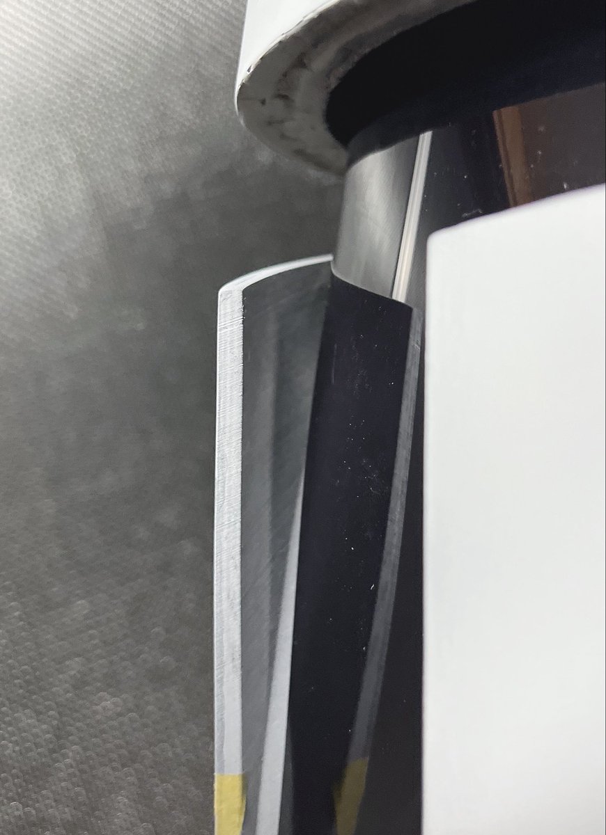 stable6961's tweet photo. 3Dプリント品ヘルメット勢のマンダロリアン達どうやってバイザー仕込んでます？
仮止めしても浮いてきちゃうし、そもそもバイザーの採寸が合っていないのか原因が全く分からない状態で詰んでます😇
#日本マンダロア計画　#安定のマンダロリアン https://t.co/9jxgNfTSzs