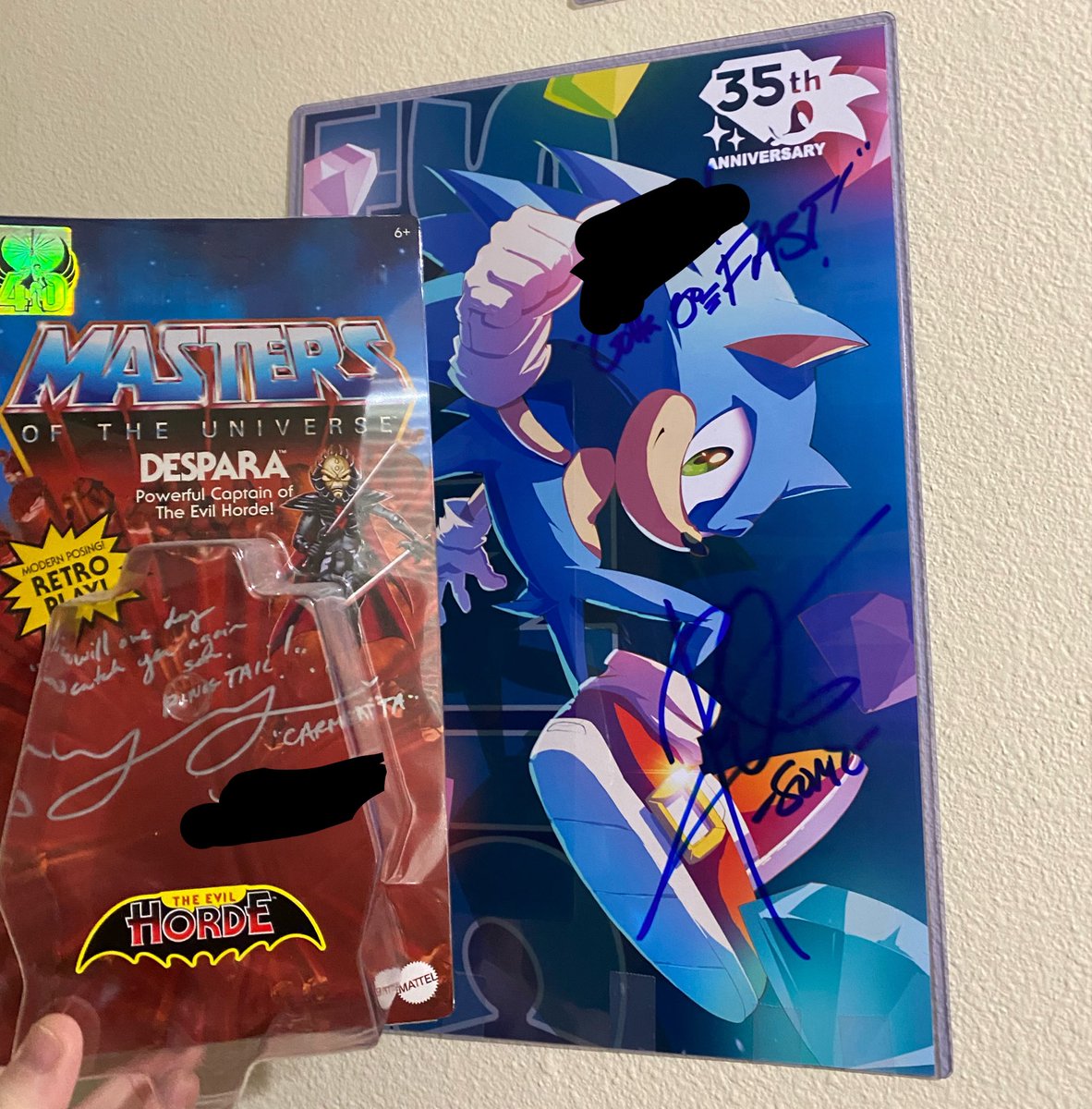 AtomicFox64's tweet photo. Fun fact: I’ve met both Evil-Lyn and Trap Jaw. @Greydelisle22 and @RogerCraigSmith 

Funny story I asked Grey about her role as Despara in a different MOTU show, completely unaware throughout that she was also Lyn in the Netflix show.
#MastersOfTheUniverse
#MOTU
#HeMan https://t.co/uSKU2VAa9a