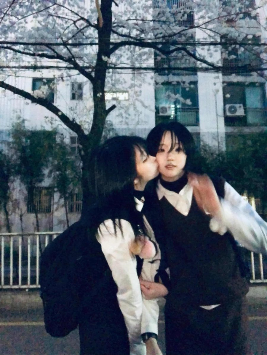 xxxxxiiiilk's tweet photo. #e쪽 #레친소 https://t.co/9tKNf7dyxI