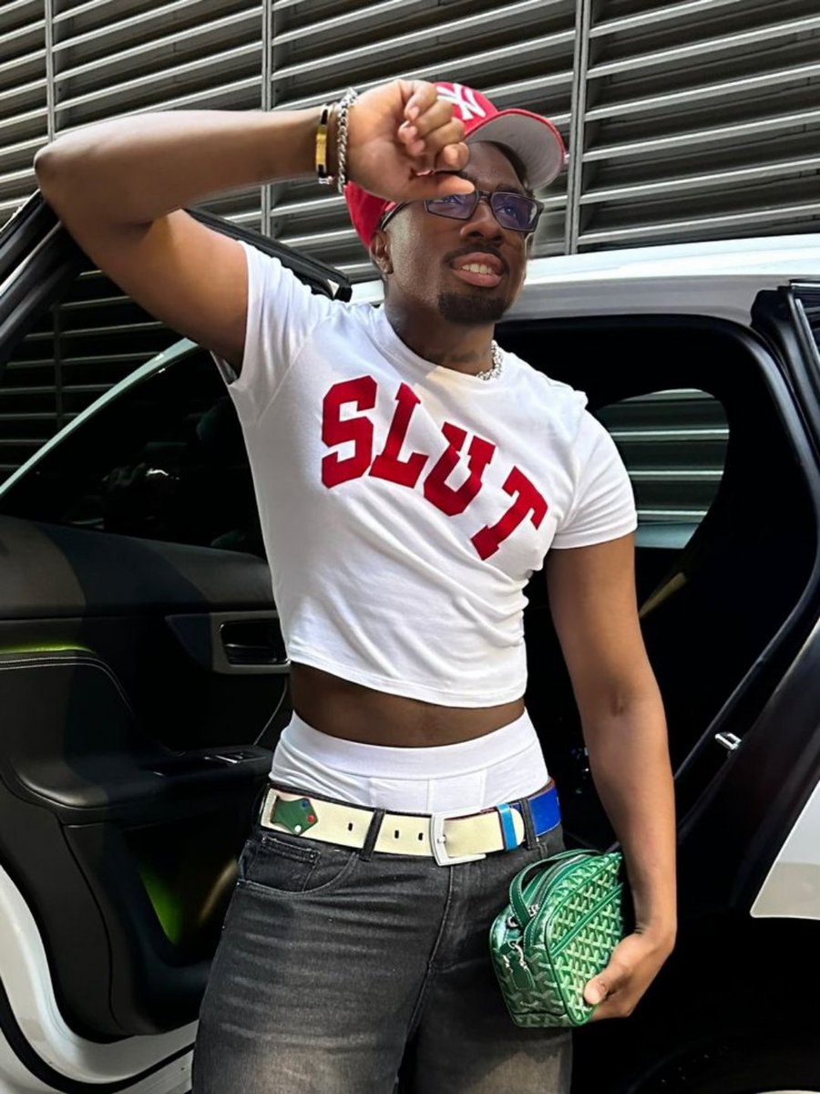 liv is very gay tweet media