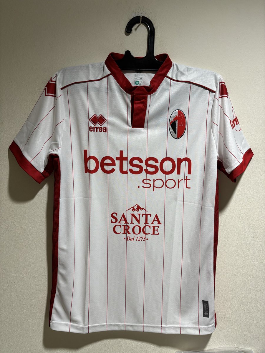 Hioes79's tweet photo. bari home 2025-2026 https://t.co/pNP4KnOIzJ