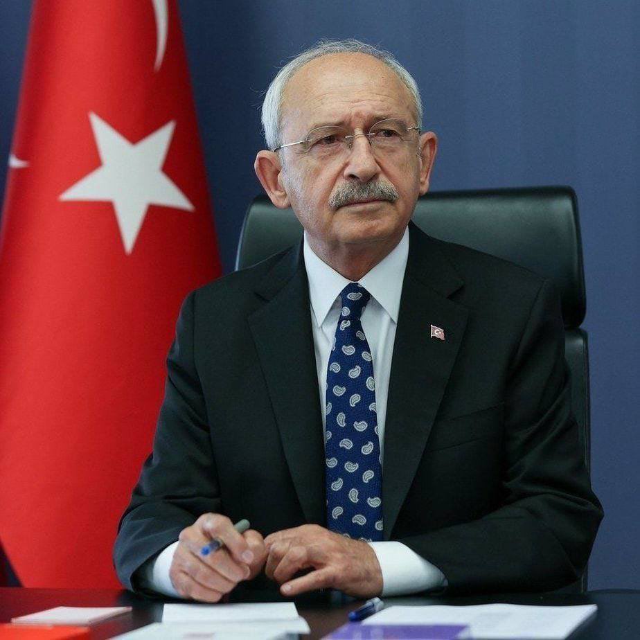 Pardonhaber's tweet photo. Gürsel Tekin:

“Kılıçdaroğlu sokağa çıktığında CHP’liler bağrına basar.” https://t.co/CfkBFlIeTb