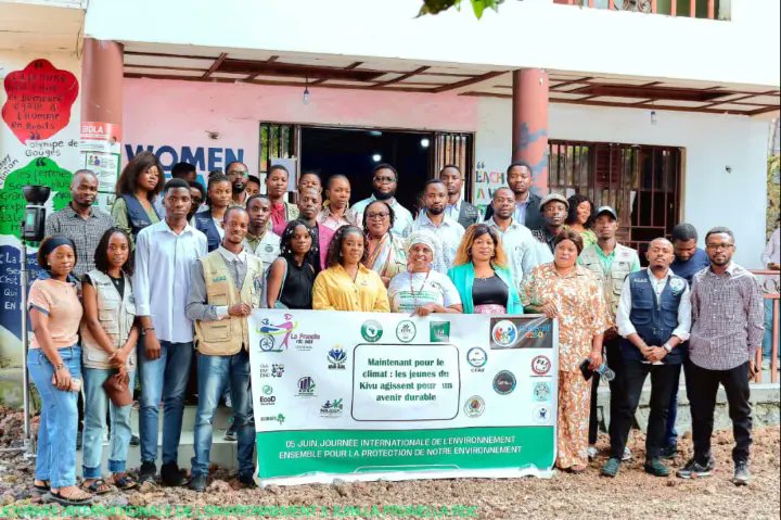 ClubDwRdc's tweet photo. #JME2026 | Les jeunes du Kivu se mobilisent pour un avenir durable !
À l’occasion de la Journée mondiale de l’environnement, le Club DW RDC asbl a participé aux échanges organisés par @laprunelleasbl  autour de l’action climatique. 
#ClimateAction #NordKivu #JME2026 #DWAfrique https://t.co/KDHpNdxRtW