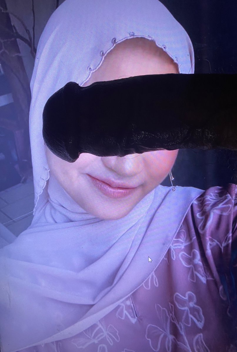 master2lover's tweet photo. DMs open. Where are sexy hijabis 😵‍💫 https://t.co/keoRwtTU5p