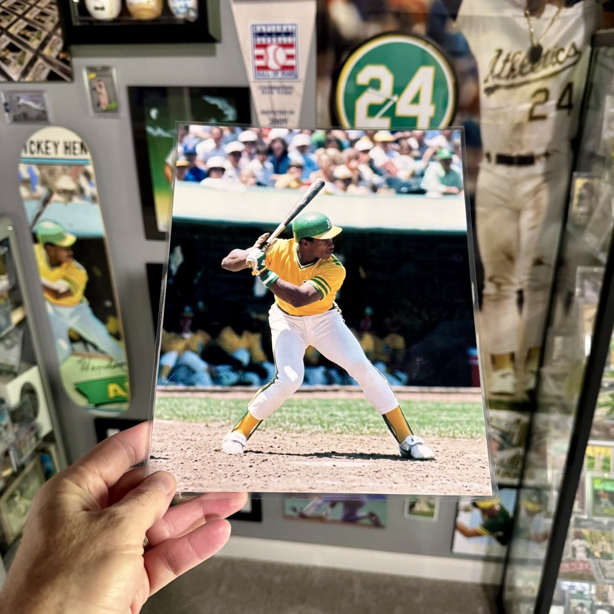 I got a new Rickey Henderson rookie card today! 👀🔥💚🐐
