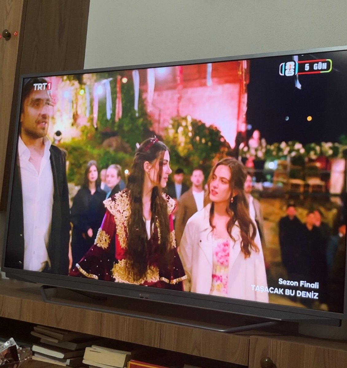 Busrakurt39's tweet photo. Ben 31 Bölüm bu sahneyi bekledimmmm 😍 #tasaçakbudeniz https://t.co/DUrYzwGEDU