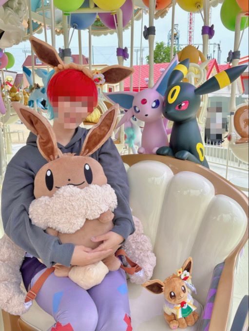 jugglermonkey's tweet photo. これ、背景のブイズちゃんたち、みんな違うから何回も移動したってことか。

そう考えると異常行動すぎるので、スタッフも報復が怖くて注意もできんやろ。

施設をスタジオとしか思ってないから、他所さまの迷惑も考えずに、こんな非常識な事ができてしまうのだな。

🔇鹿乃つの https://t.co/dPdSDmXkXZ