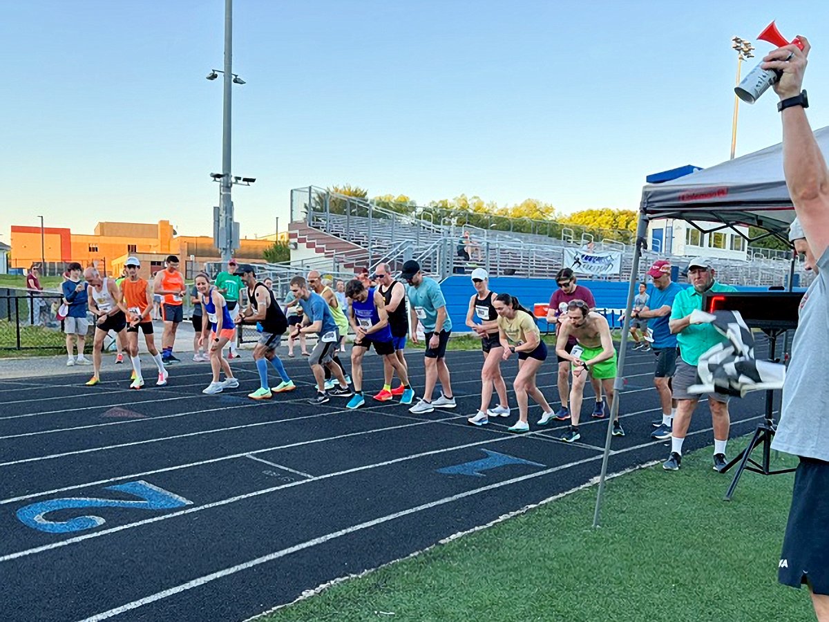AnnapStriders's tweet photo. Results are up at https://t.co/uBk4guTg39 from our Masterson Meets All-Comers Track Meet #2 (Wed. 6/3)! Special thanks to our volunteers. Let's do it again one last time at Meet #3 next Wed., 6/10! Same time (6 PM), location (Annapolis HS), &amp; cost (free w/ donations accepted). https://t.co/Ds8hMbMSJd