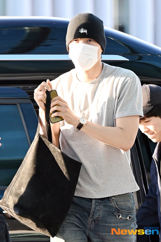 KaiS2com's tweet photo. 260605 출국

좋아요, 공유 많이 해주세요💓

https://t.co/KCYppB0v6y
https://t.co/etqB5V6UJG
https://t.co/5lRtG891tM
https://t.co/5wcqPXImPA

#EXO #KAI #엑소카이 #김종인 #jongin #カイ #金钟仁 @weareoneEXO https://t.co/8n09Z00wLl