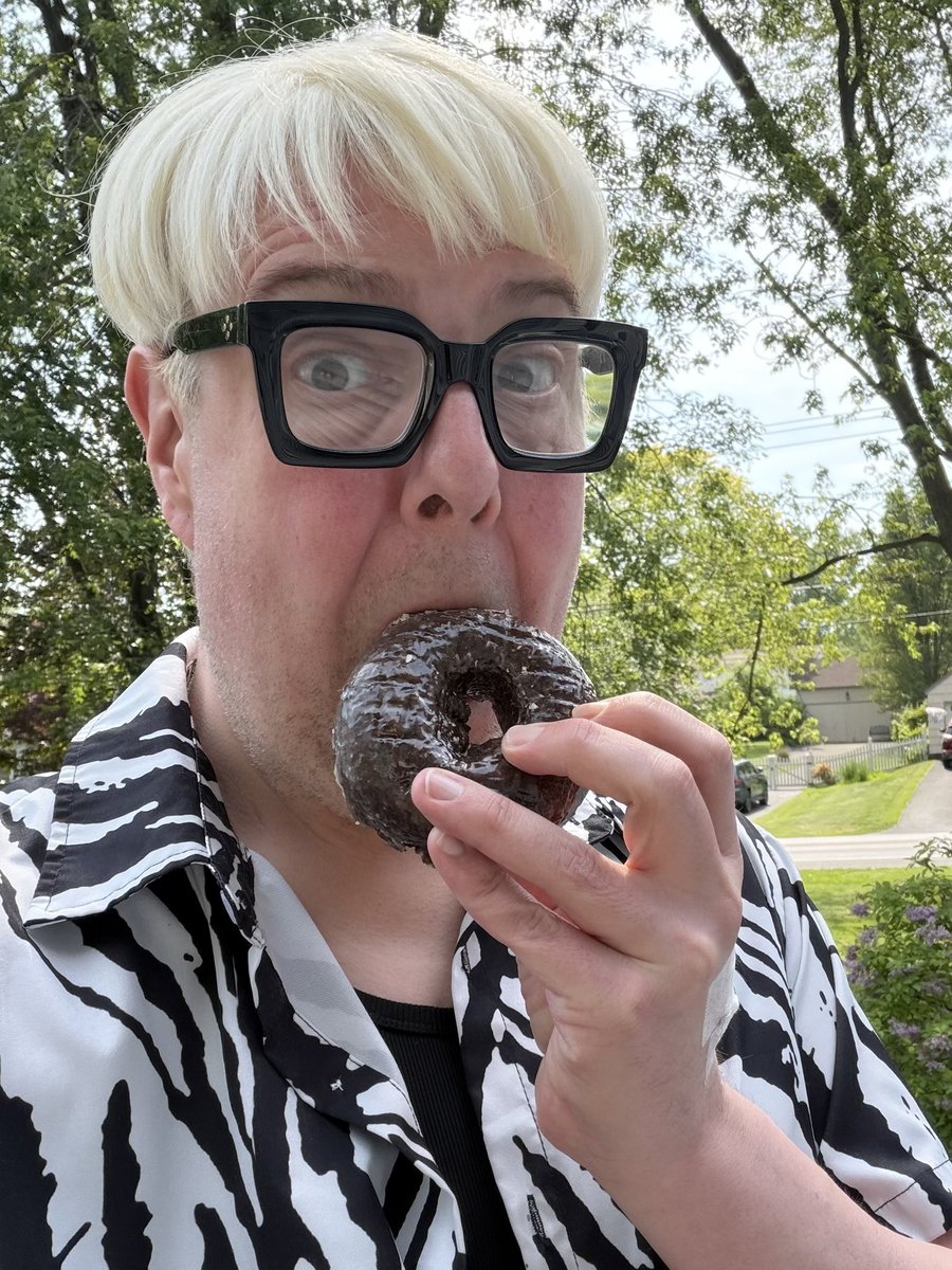RobbyMSmith's tweet photo. Happy National Donut Day! 😜🍩🤪 https://t.co/yDjfMGzqTm